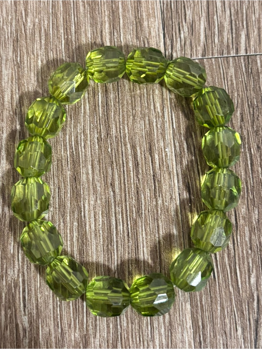 Green Faceted Bead Stretch Bracelet
